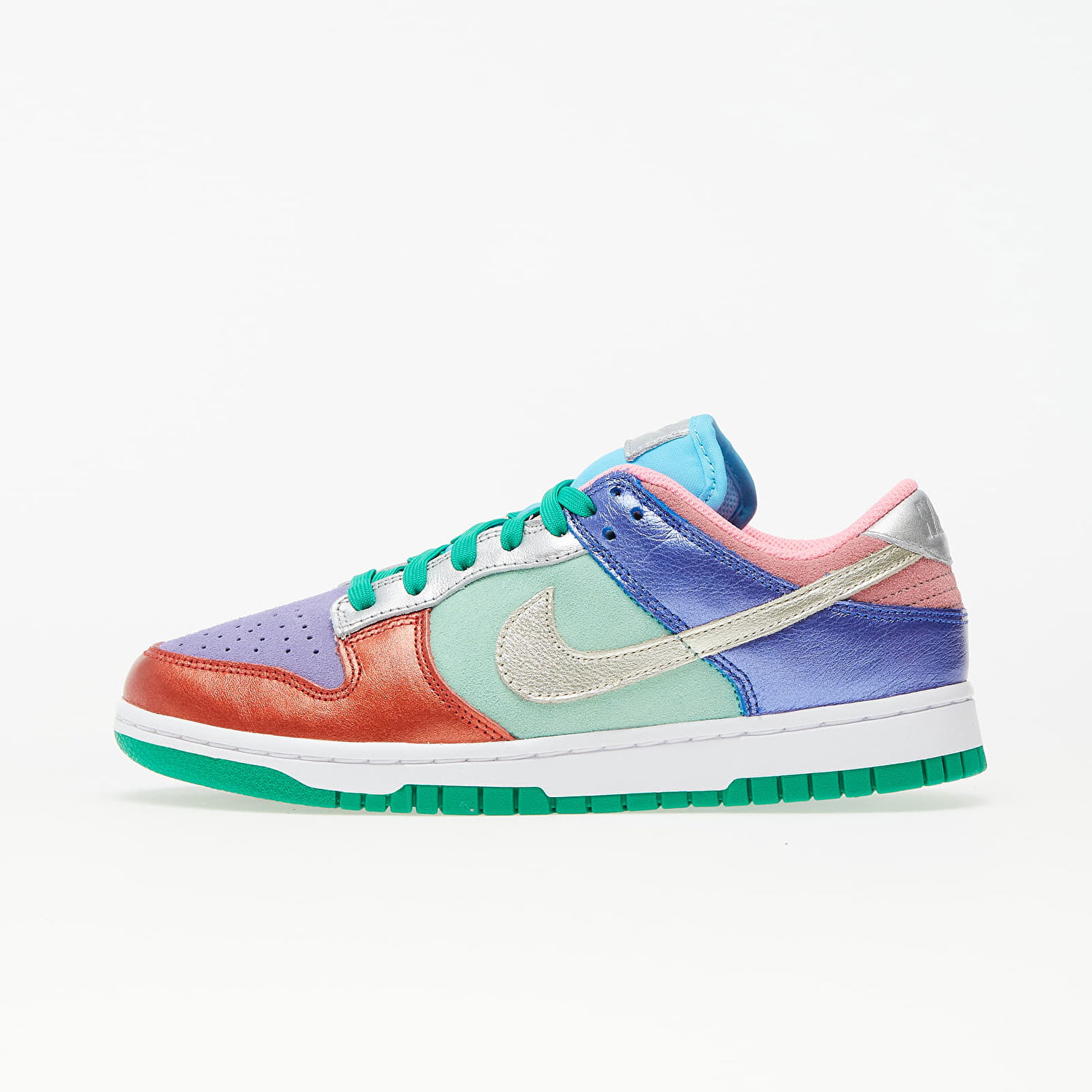 Кецове и обувки Nike Dunk Low SE W Многоцветен | DN0855-600, 0