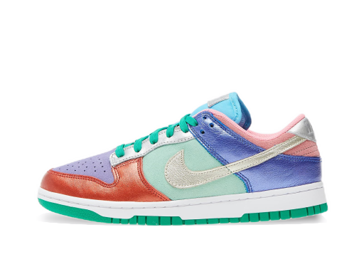 Кецове и обувки Nike Dunk Low SE W Многоцветен | DN0855-600