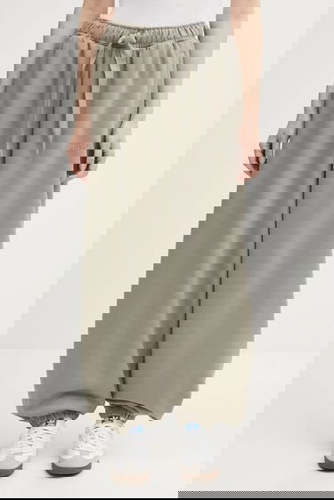 Спортни панталони adidas Originals adidas Originals Ess Lin Pant Зелено | JX3141, 0