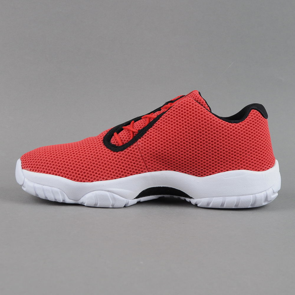 Кецове и обувки Jordan Jordan Future Low Червено | 718948-600, 0