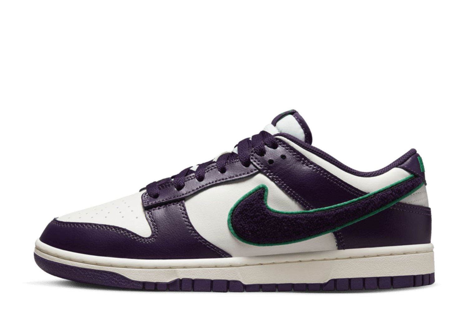 Кецове и обувки Nike Dunk Low Chenille Swoosh "Purple White" Лилаво | DQ7683-100, 1