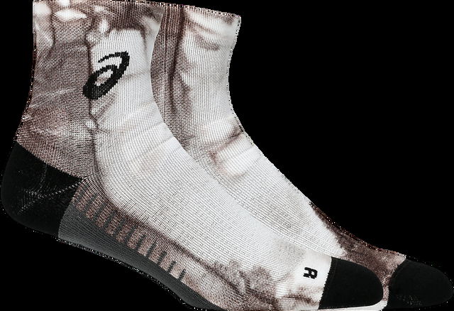 PERFORMANCE RUN QUARTER SOCK