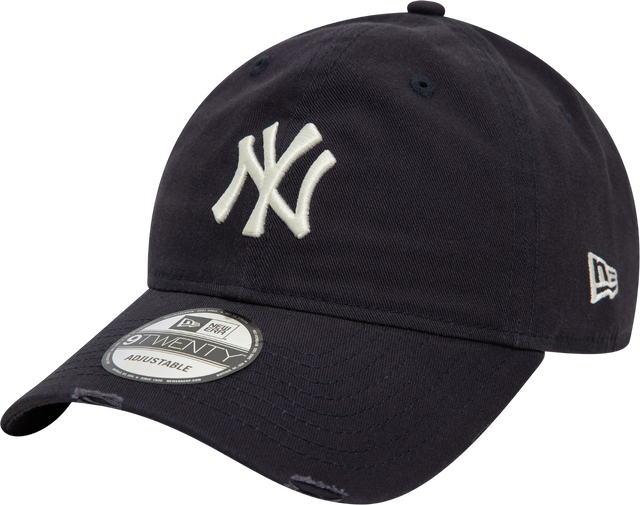 New York Yankees Distressed 9TWENTY Adjustable Cap