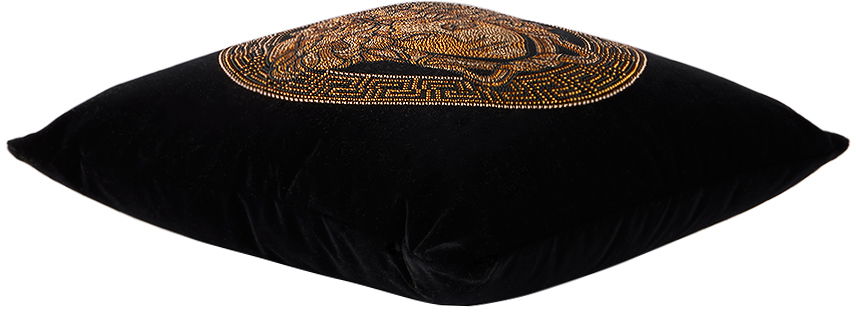 Домашен декор Versace Black Studded Icon Cushion Черно | ZCU454500_ZCOV0002, 1