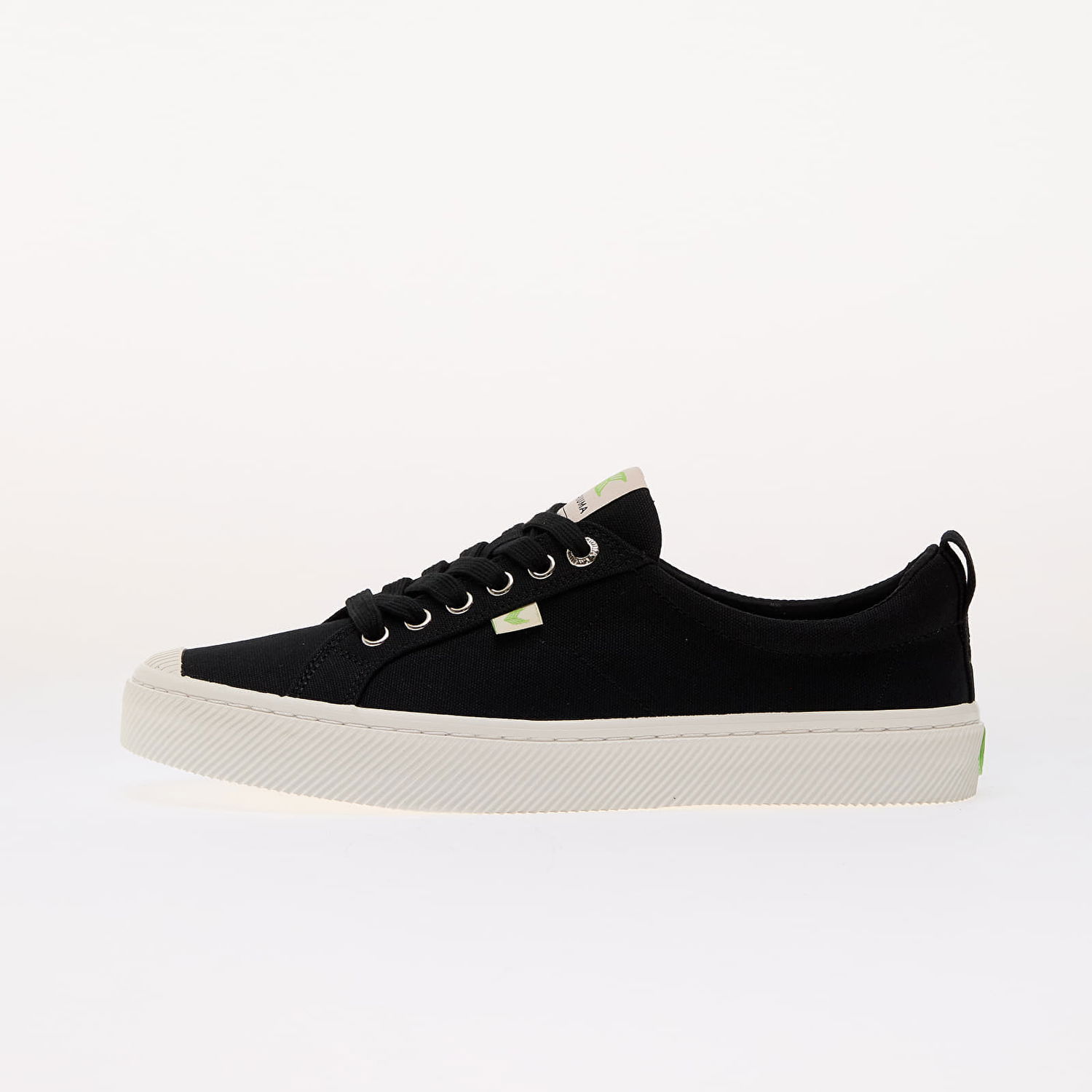 Кецове и обувки Cariuma W Oca Low Black Черно | 100103B01 W, 0