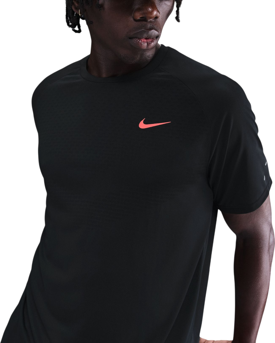 Тениска Nike Nike Stride T-Shirt Черно | hv2128-010, 1