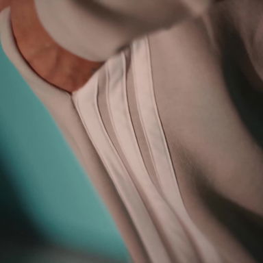 Essentials Logo Bomber Jacket, 2