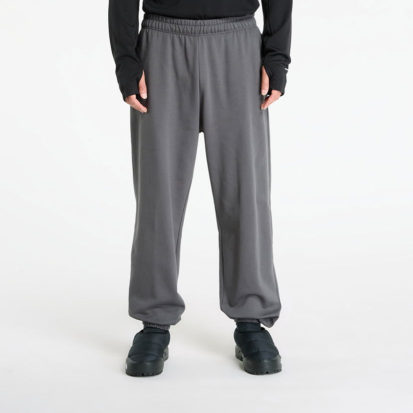 Спортни панталони The North Face The North Face Expedition Celebration Relaxed Jogger Pants Сиво | NF0A8E3ERHI1