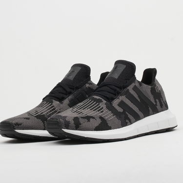 Кецове и обувки adidas Originals Swift Run Сиво | BD7977, 0