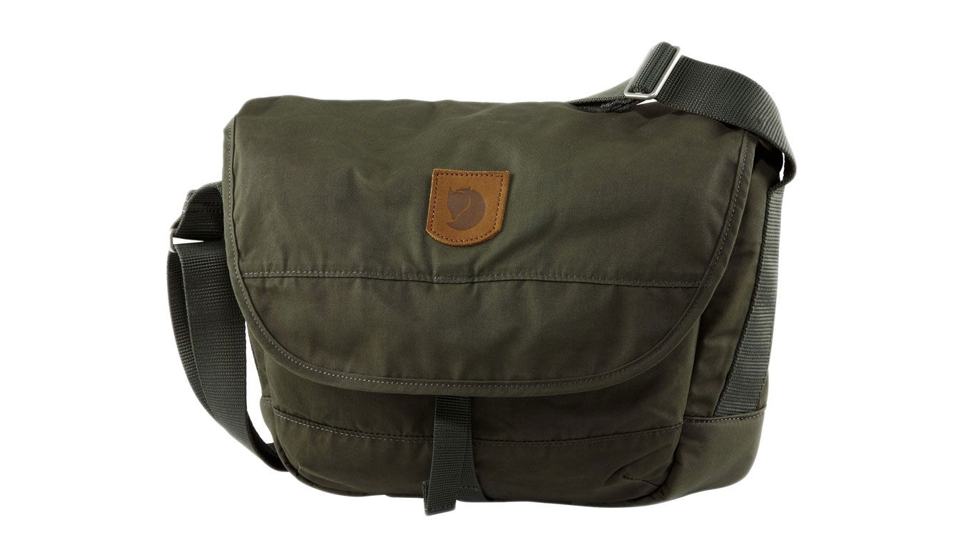 Чанта през рамо FJÄLLRÄVEN Kanken Greenland Small Shoulder Bag Зелено | F23155-662, 0