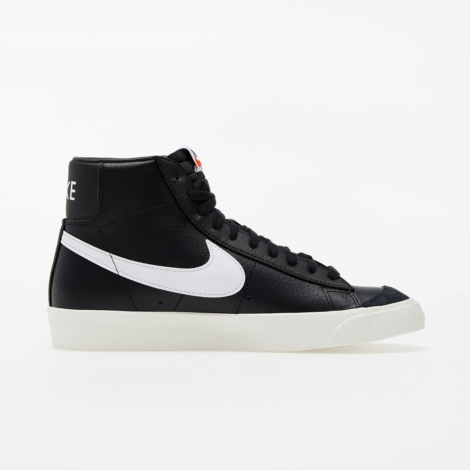 Кецове и обувки Nike Blazer Mid '77 Vintage Черно | BQ6806-002, 1