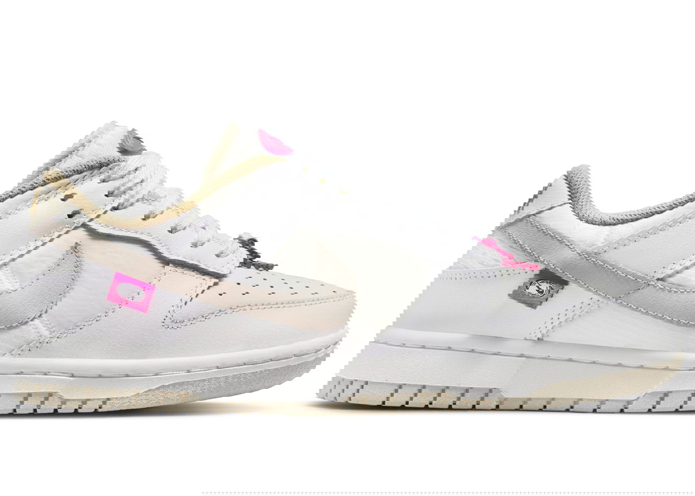 Кецове и обувки Nike Dunk Low Pink Bling W Бяло | DX6060-121, 0