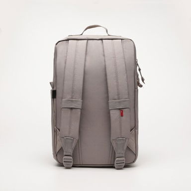 L-Pack Standard Issue, 2