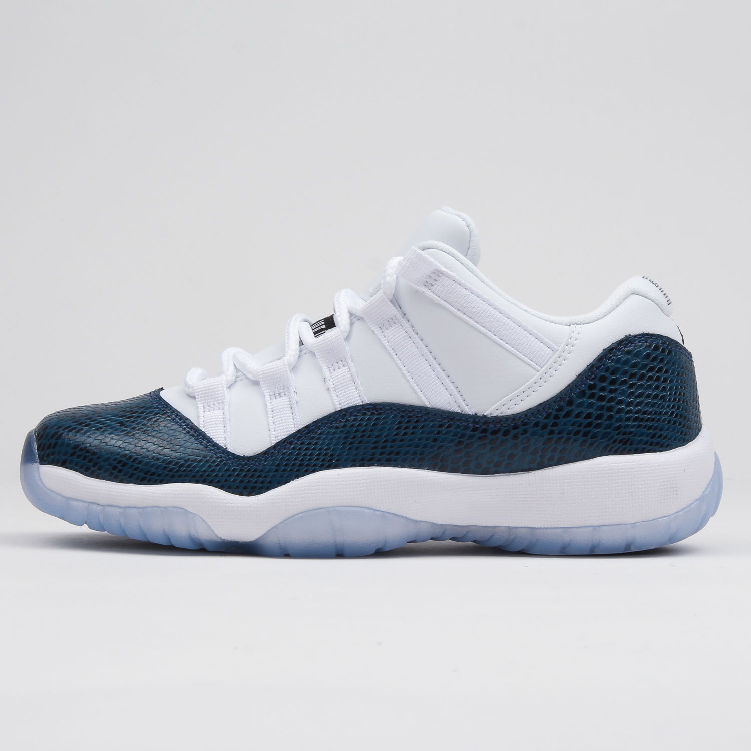 Кецове и обувки Jordan Jordan 11 Retro Low LE W Бяло | CD6847-102, 0