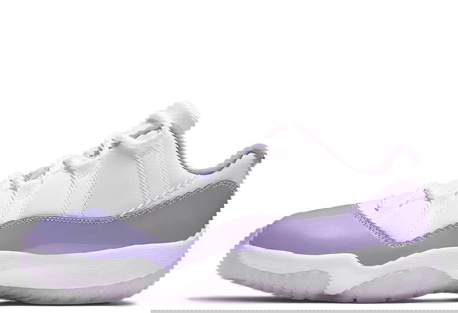 Кецове и обувки Jordan Air Jordan 11 Retro Low "Pure Violet" W Бяло | AH7860-101, 1