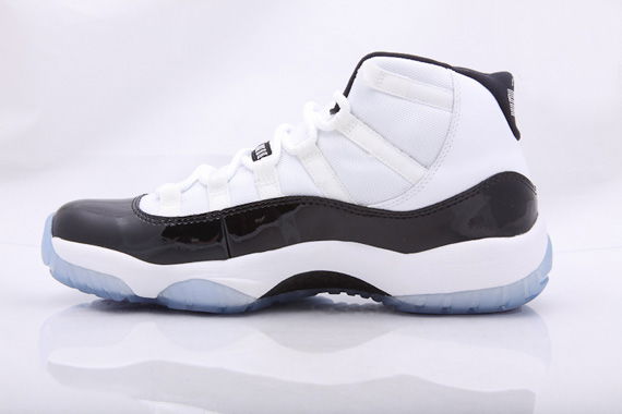 Кецове и обувки Jordan Air Jordan 11 Retro "Concord" 2011 Бяло | 378037 107, 0
