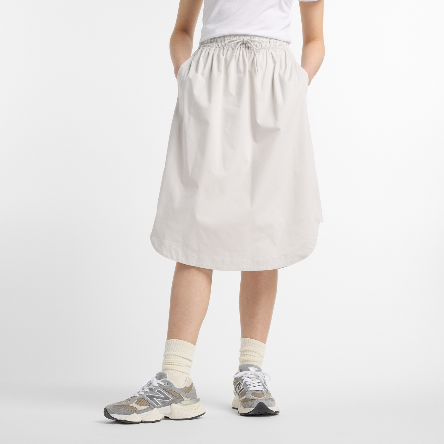 Пола New Balance Elastic Waist Rounded Hem Skirt Бежово | NBWK51551GYM, 0