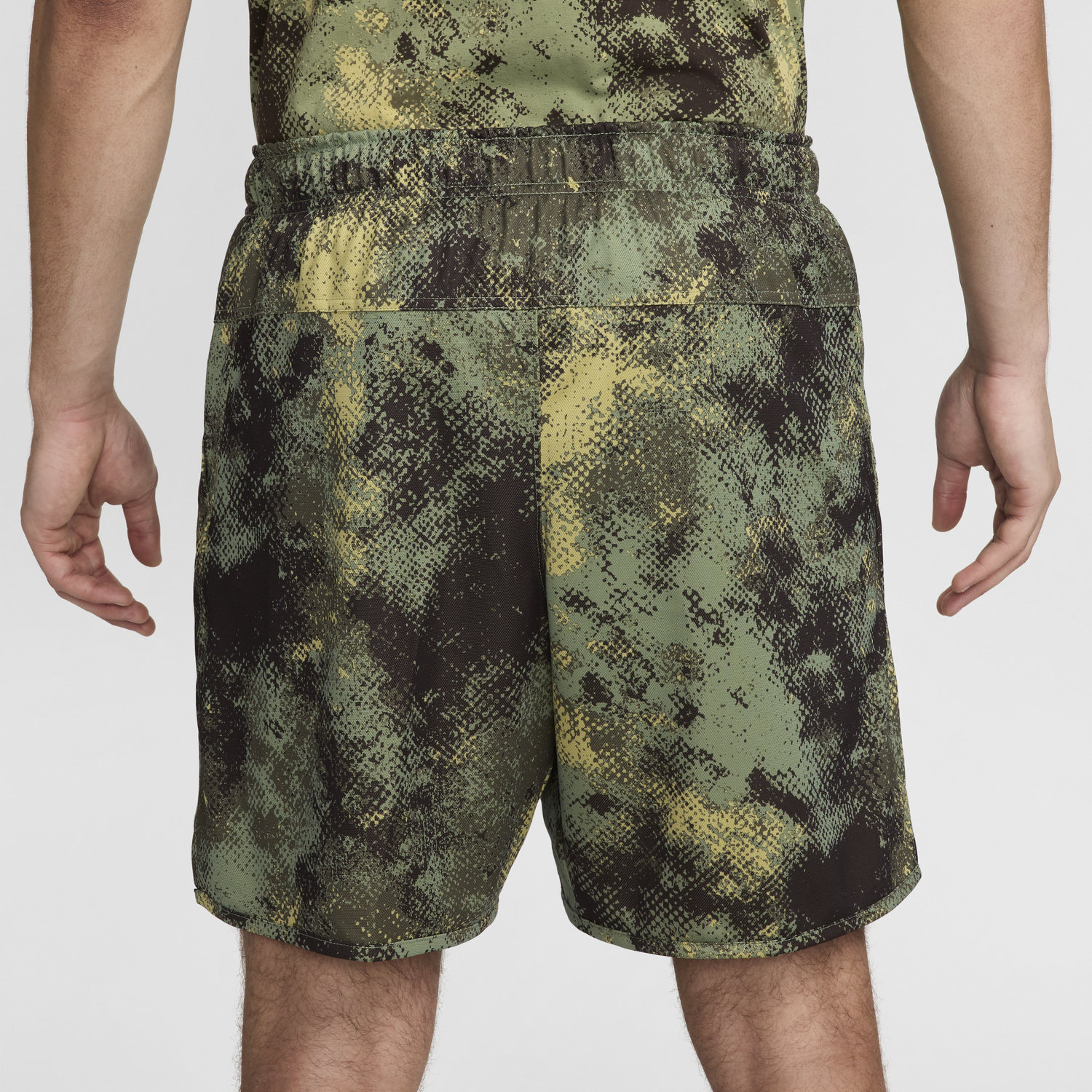 Къси панталони Nike Totality Camo Dri-FIT 7" Training Shorts Зелено | FZ0742-386, 1