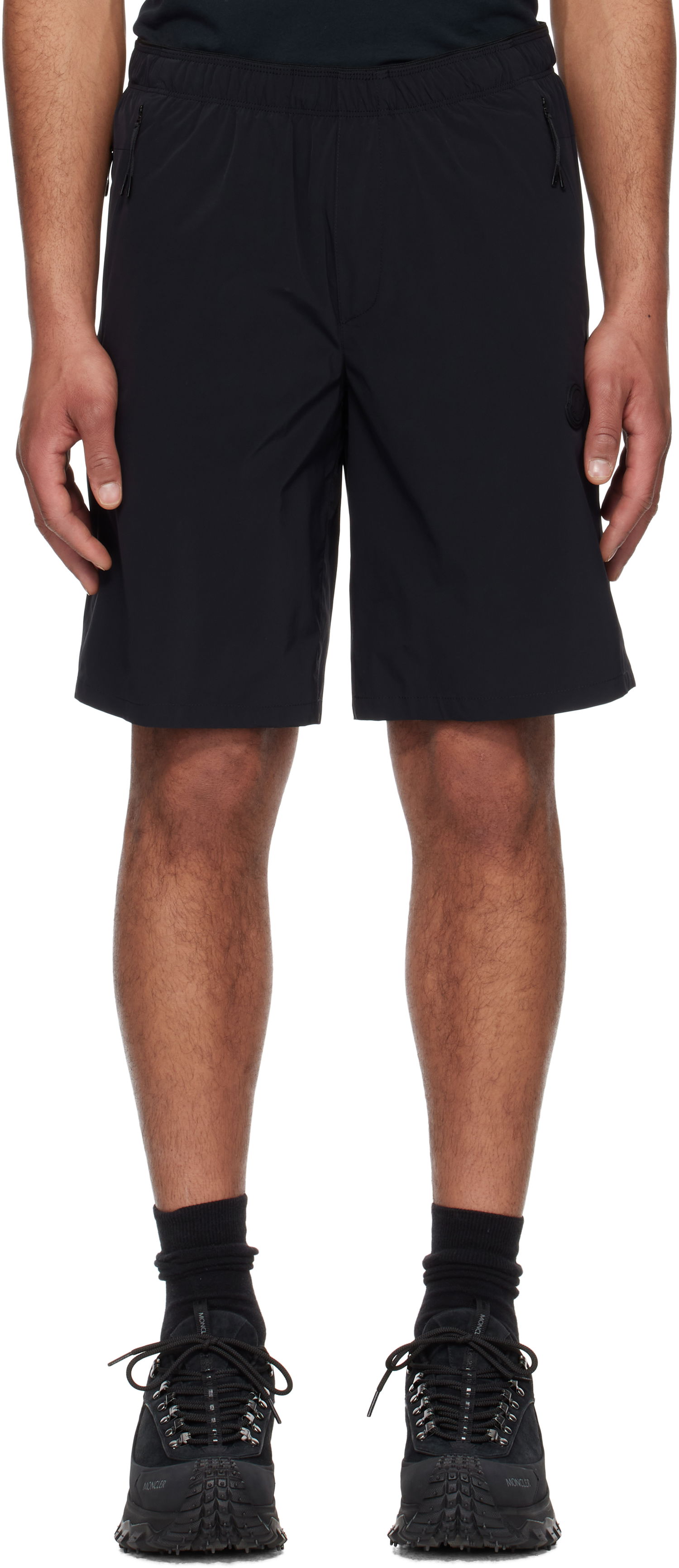 Къси панталони Moncler Moncler Logo Patch Shorts Черно | K10912B0000759865, 0
