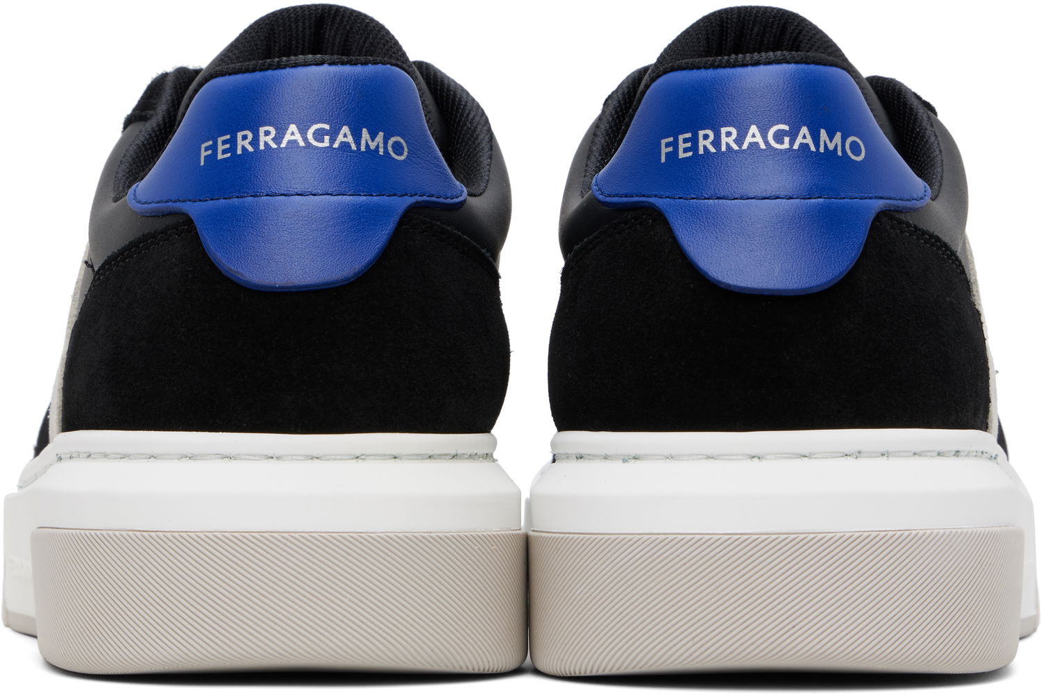Кецове и обувки FERRAGAMO Low Cut Gancini Outline Черно | 769884, 1