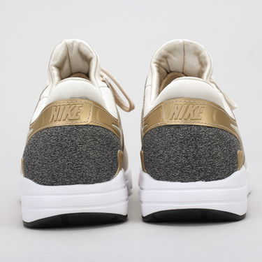 Кецове и обувки Nike W Air Max Zero Premium Кафяво | 903837-100, 3