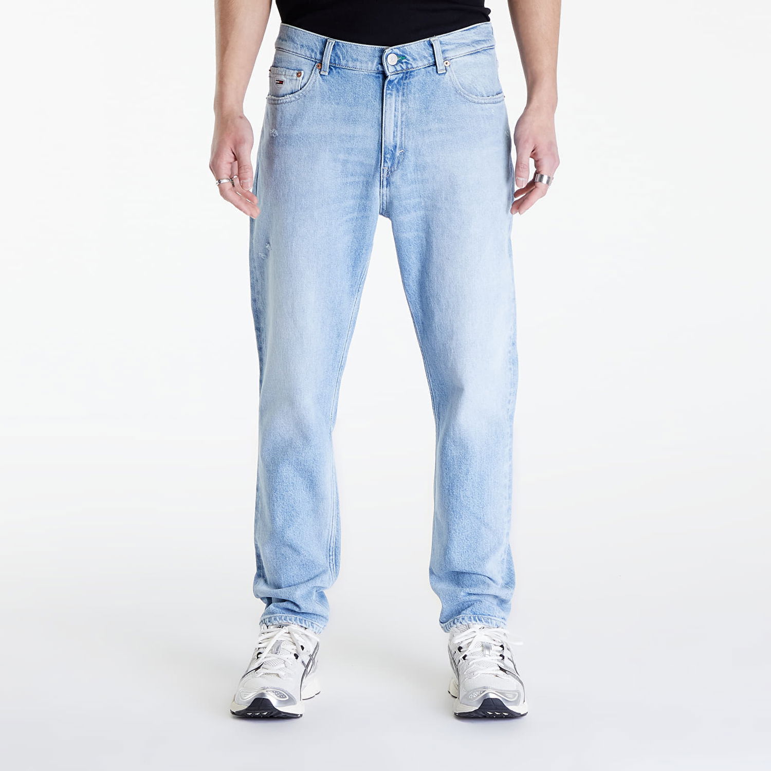Панталони и дънки Tommy Hilfiger Tommy Jeans Dad Jean Regular Tapered B Синьо | DM0DM18718 1AB, 0