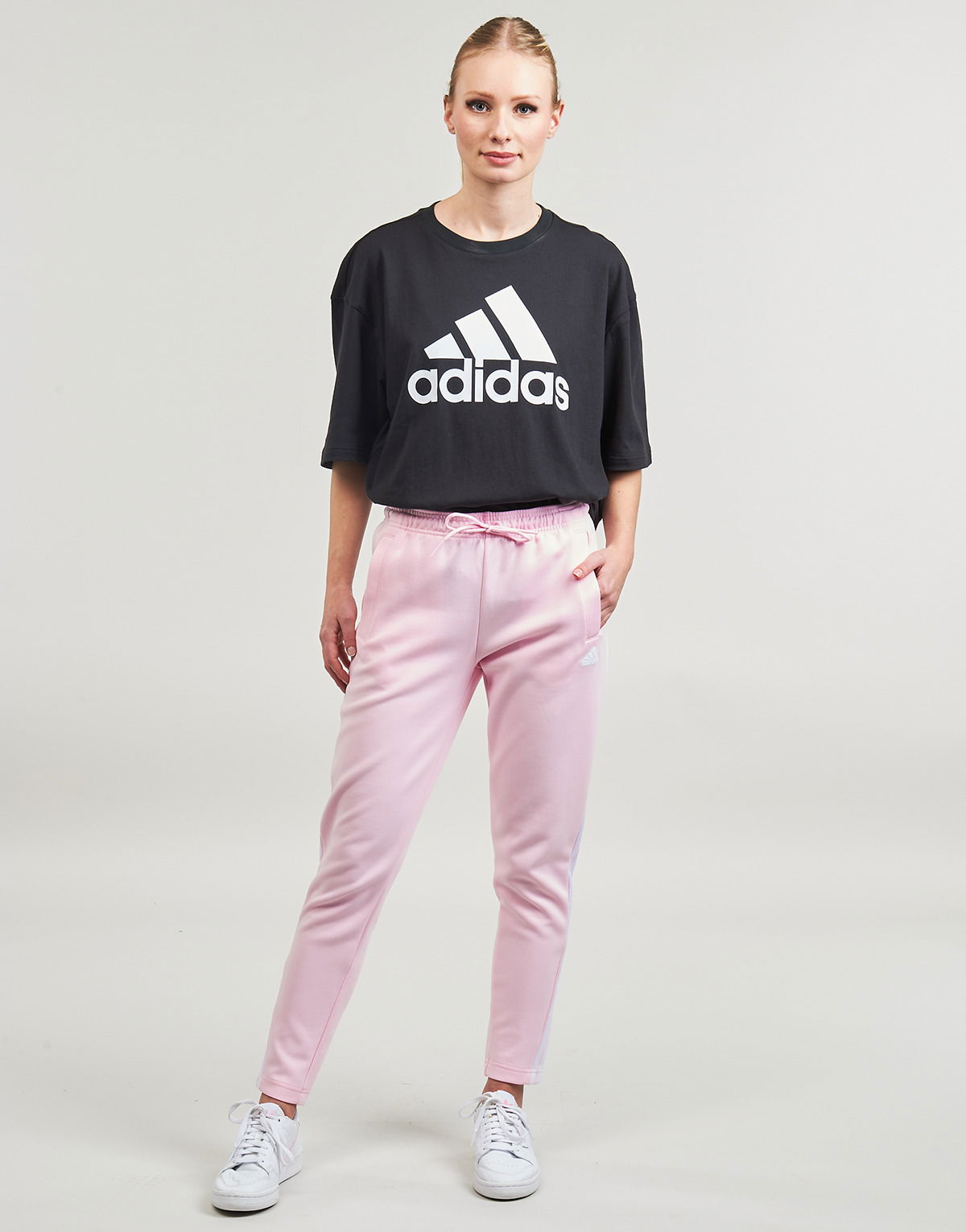Спортни панталони adidas Originals Tracksuit bottoms adidas W FI 3S SLIM PT Розово | IS3676, 1