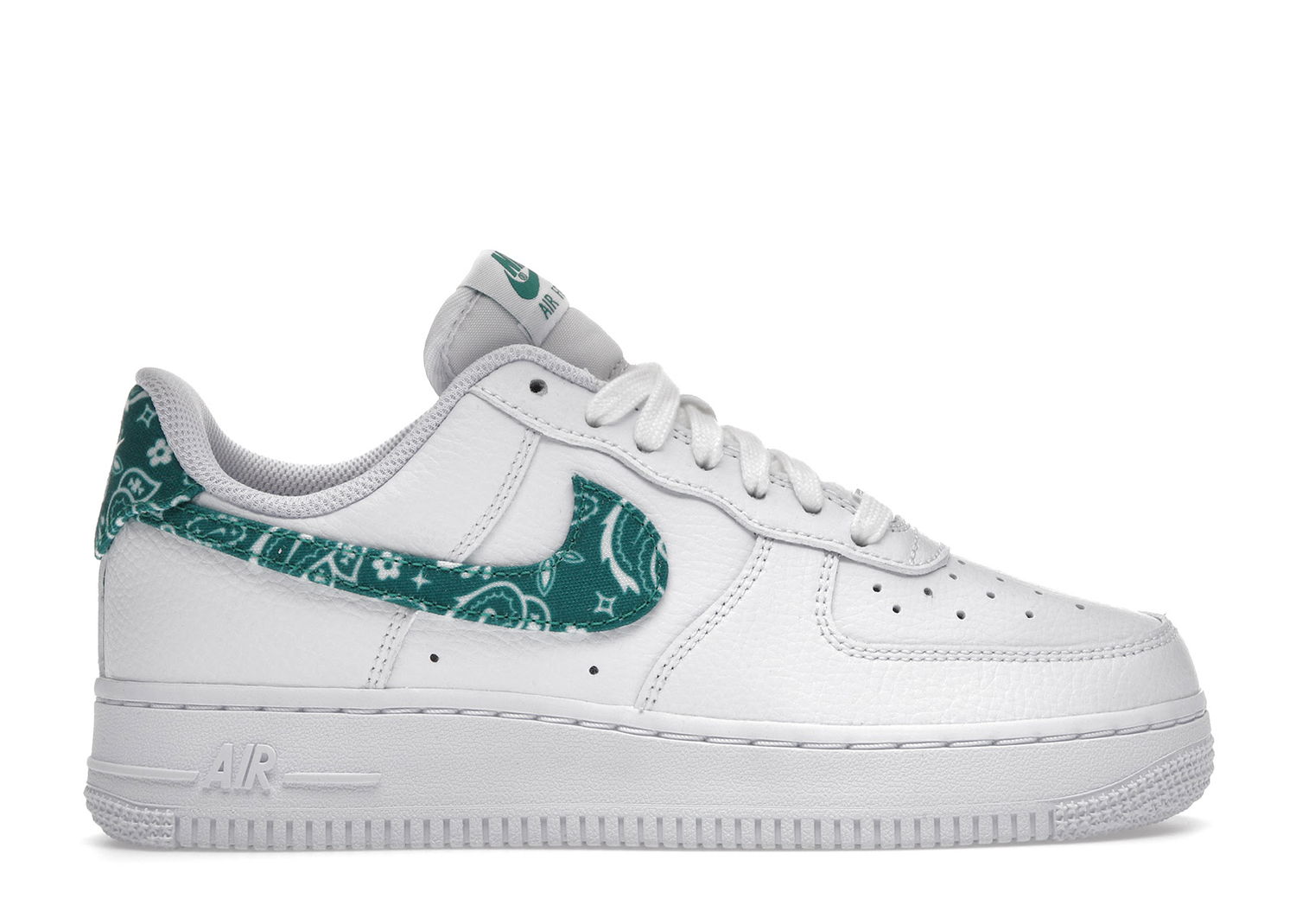 Кецове и обувки Nike Air Force 1 Low '07 Essential White Green Paisley W Бяло | DH4406-102, 0
