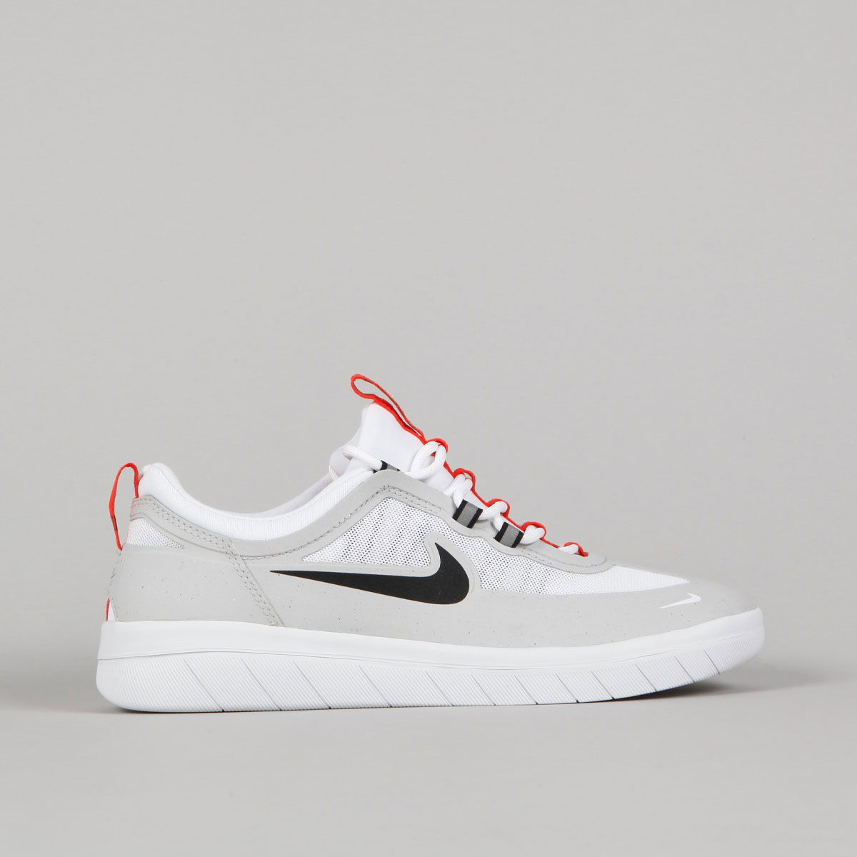 Кецове и обувки Nike SB Nyjah Free 2 Сиво | BV2078-007, 0