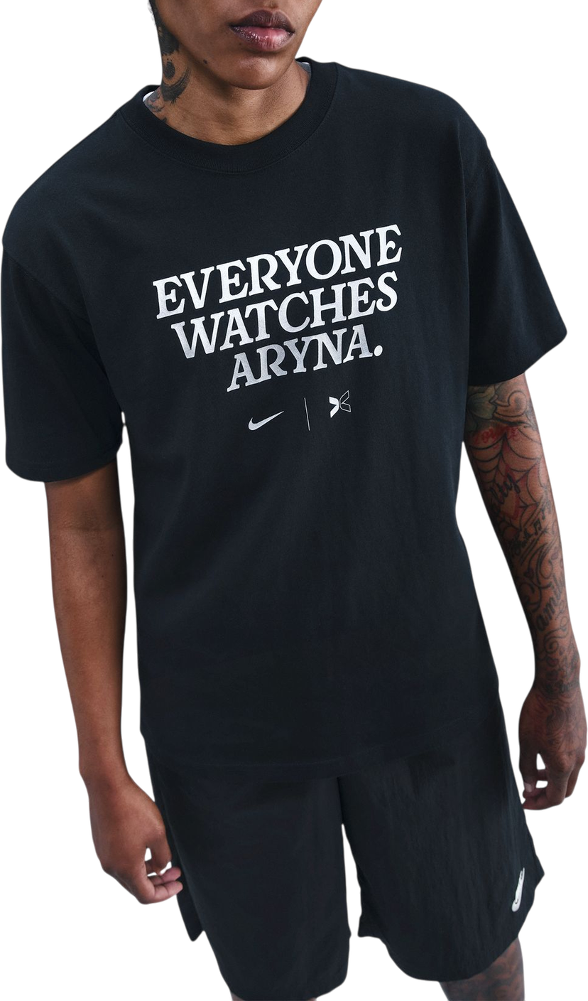 Тениска Nike Everyone Watches Aryna Graphic T-Shirt Aryna Sabalenka Черно | im3090-010-010