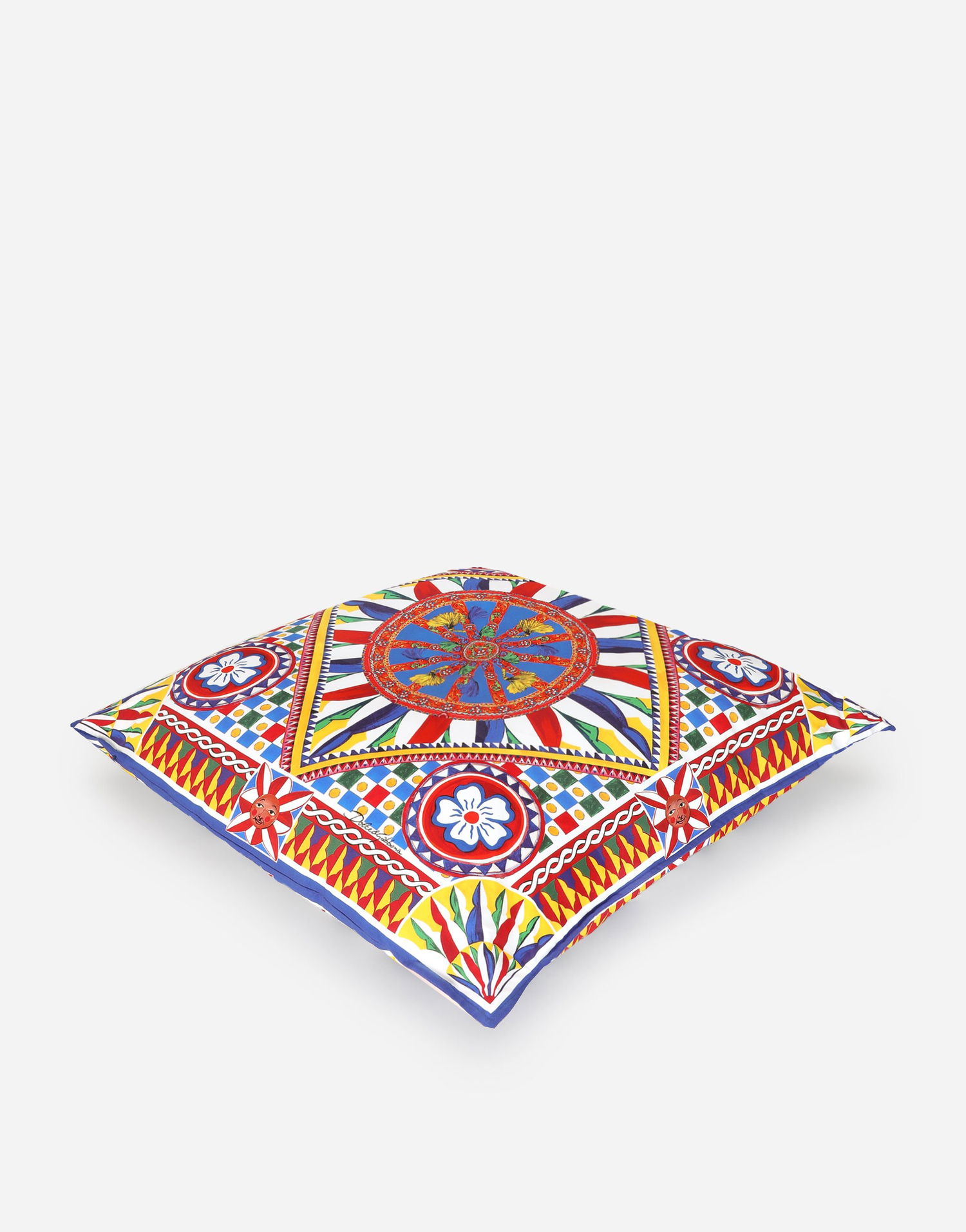 Домашен декор Dolce & Gabbana Intricate Geometric Wheel Print Canvas Cushion Large Onesize Многоцветен | TCE003TCA97UC068, 1
