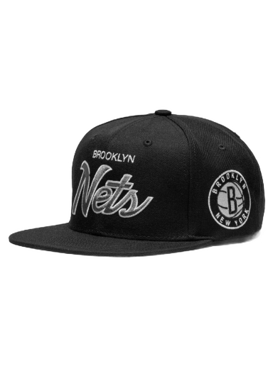 TEAM SCRIPT 2.0 SNAPBACK - BROOKLYN NETS