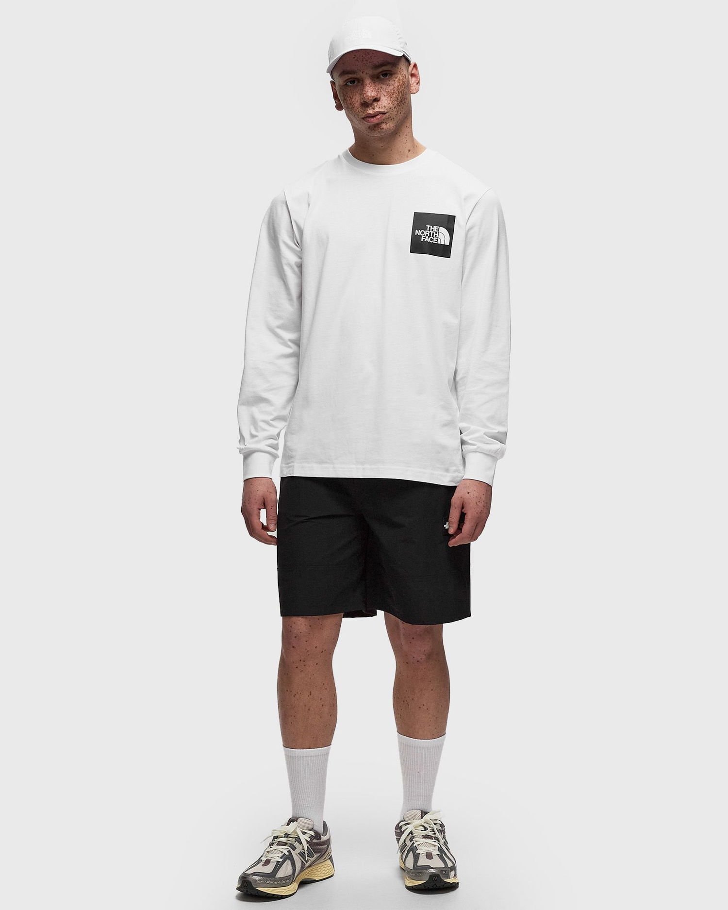 Къси панталони The North Face SAKAMI PULL ON SHORT Черно | NF0A879NJK31, 1