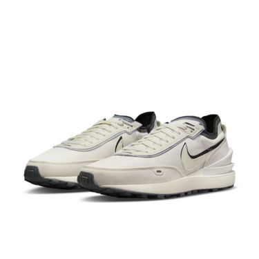 Кецове и обувки Nike Waffle One SE Бежово | DO9782-001, 2