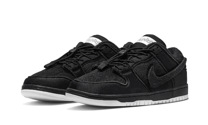Кецове и обувки Nike Gnarhunters x Dunk Low SB "Black" Черно | DH7756-010, 1