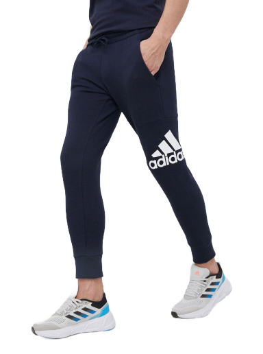 Спортни панталони adidas Originals French Terry Tapered Cuff Logo Pants Тъмно синьо | HA4344