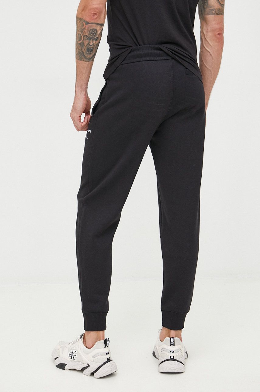 Спортни панталони CALVIN KLEIN Sweatpants Черно | J30J320899.9BYY, 1
