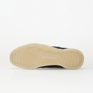 Workout Plus Black/ Chalk/ Alabaster, 1