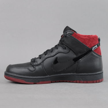 Кецове и обувки Nike Dunk High CMFT "Coffin" Черно | 716714-003, 2