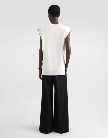 Пуловер Dolce & Gabbana Wool V-Neck Vest With Embroidered Logo And Jeweled Buttons Бяло | GXT29ZJCVWRW0111, 2
