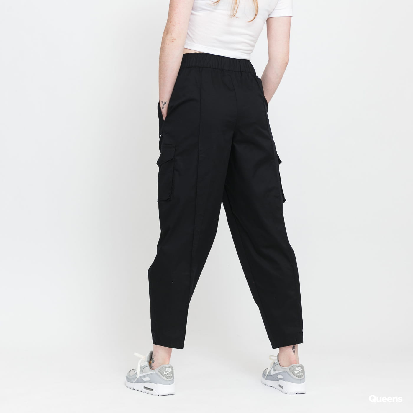 Карго панталони Nike Sportswear Essential Woven High Rise Cargo Pant Черно | DD5983-010, 1