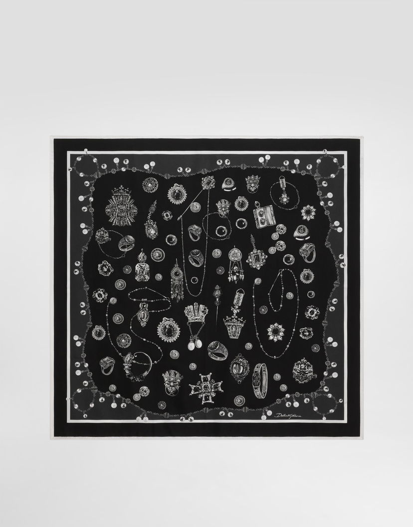 Шал Dolce & Gabbana Dolce & Gabbana Medals-Print Silk Twill Square Scarf Черно | GQ348EG0WUSHN5QP