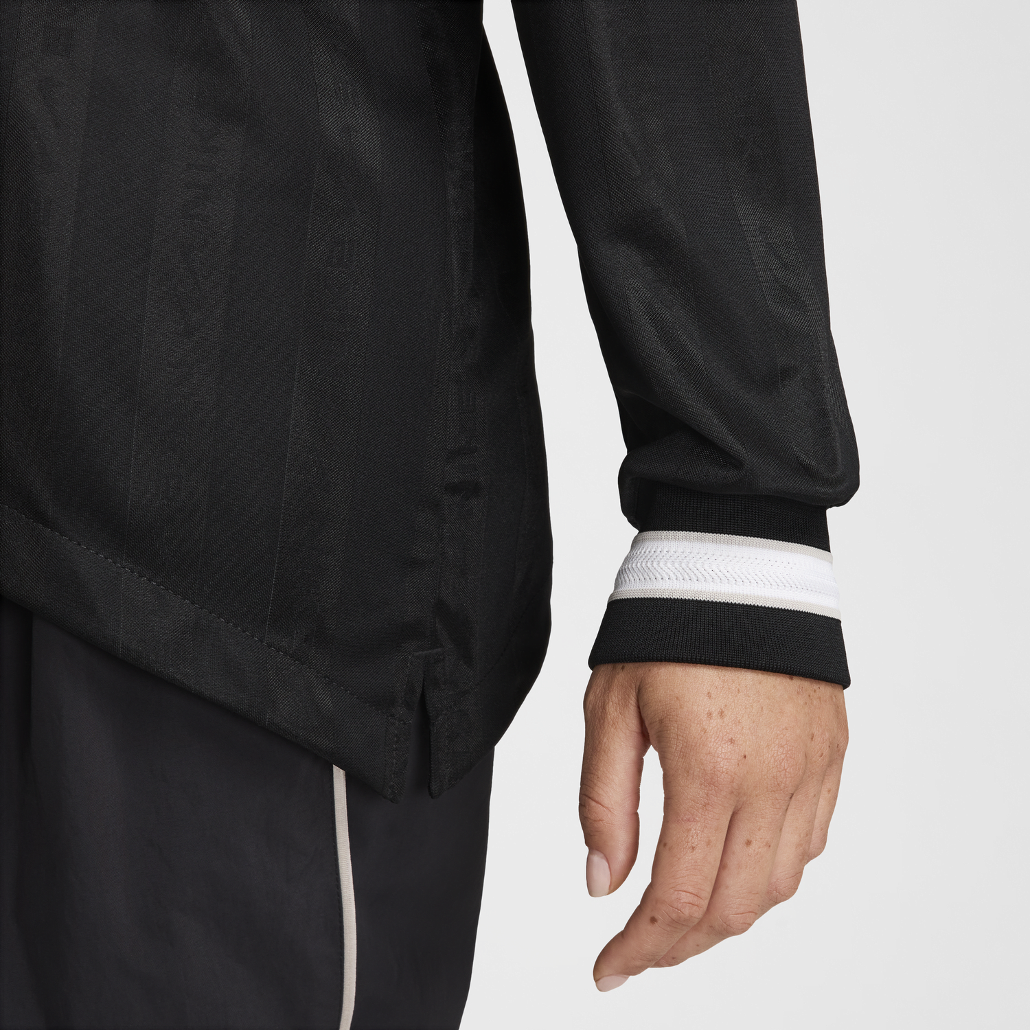 Тениска Nike Dri-FIT Sportswear Collection Черно | FV7538-010, 1