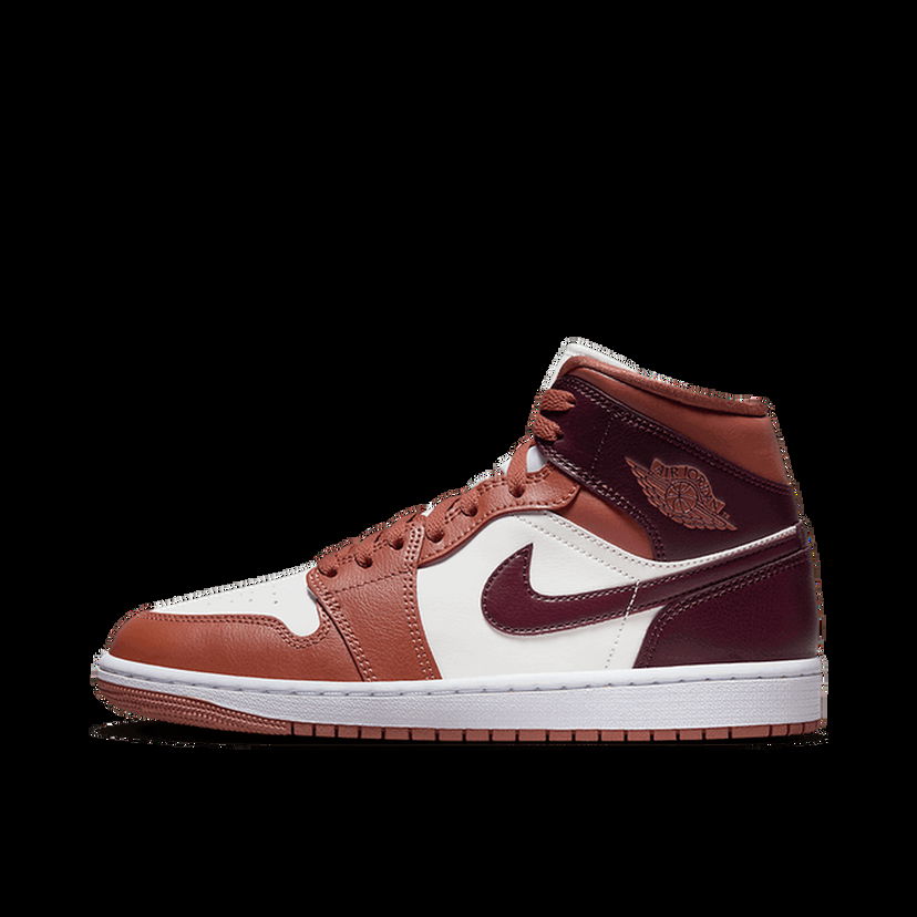 Кецове и обувки Jordan Air Jordan 1 Mid "Dusty Peach" W Оранжево
 | BQ6472-200