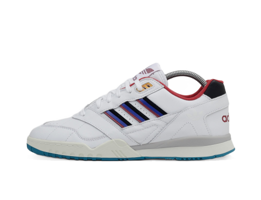 Кецове и обувки adidas Originals A.R. Trainer Бяло | EE5397