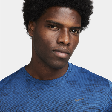 Тениска Nike M NK DFADV RUN DIV SS TOP Синьо | fn3383-476, 4