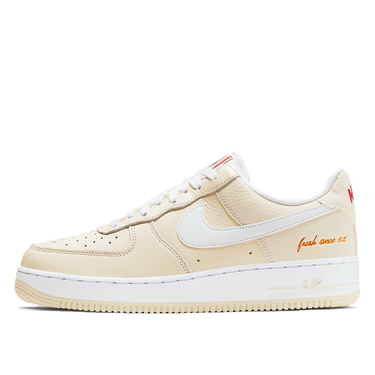 Кецове и обувки Nike Air Force 1 "07 Premium "Popcorn" Бежово | CW2919-100, 1