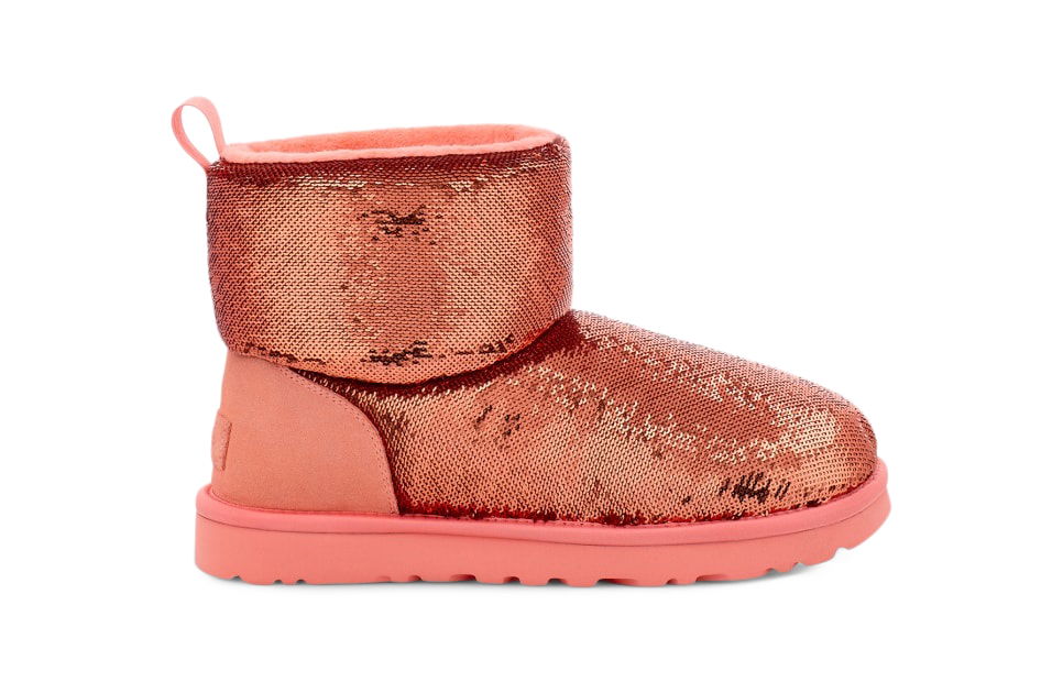 Кецове и обувки UGG Classic Mini Boot Mirror Ball Starfish Pink W Розово | 1151291-SHPN, 0