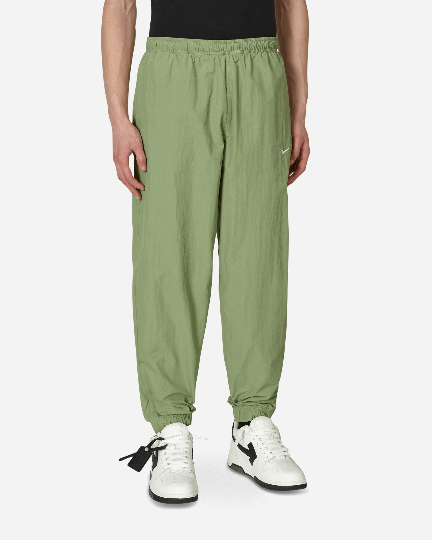 Панталони Nike Solo Swoosh Woven Track Pants Зелено | DQ6571-386, 0