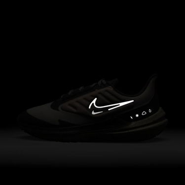 Кецове и обувки Nike Air Zoom Winflo 9 Shield Бежово | dm1104-002, 3